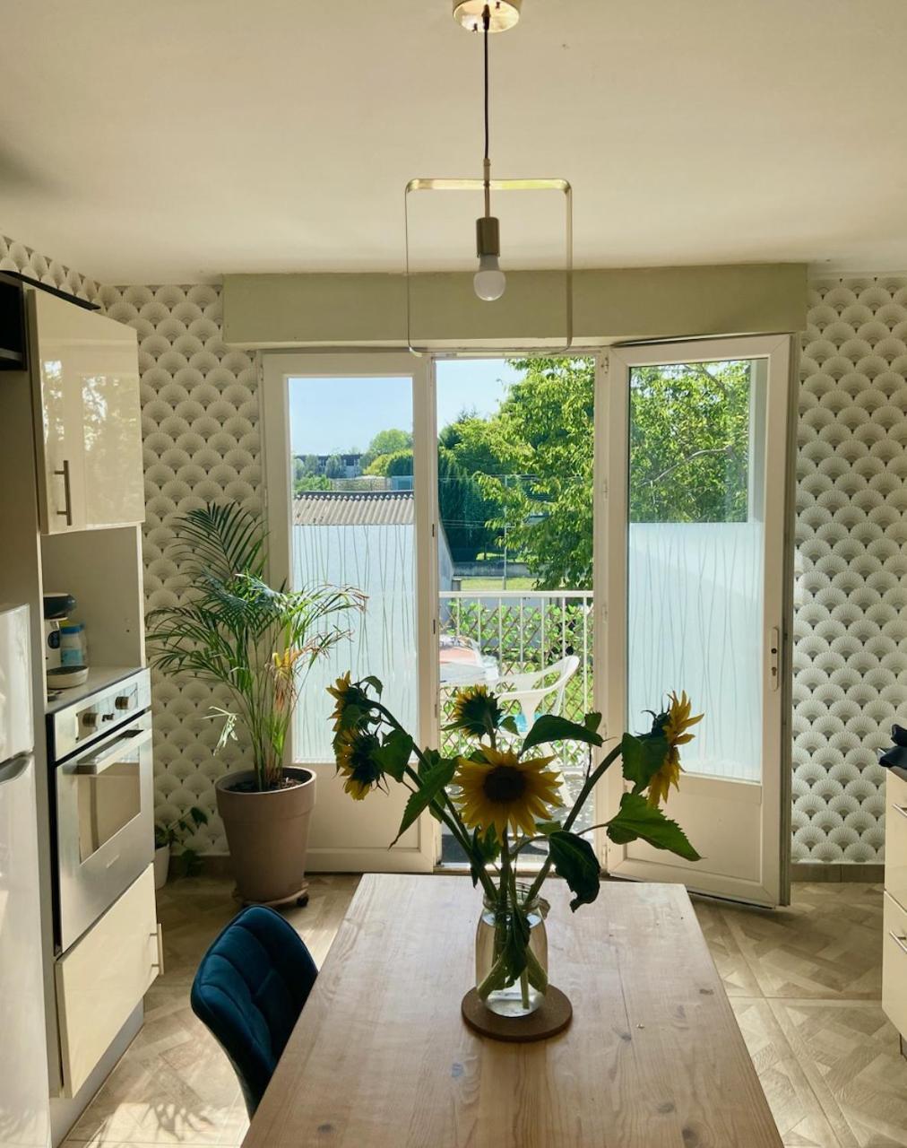Les Perdrix Apartment Charleville-Mezieres Ngoại thất bức ảnh